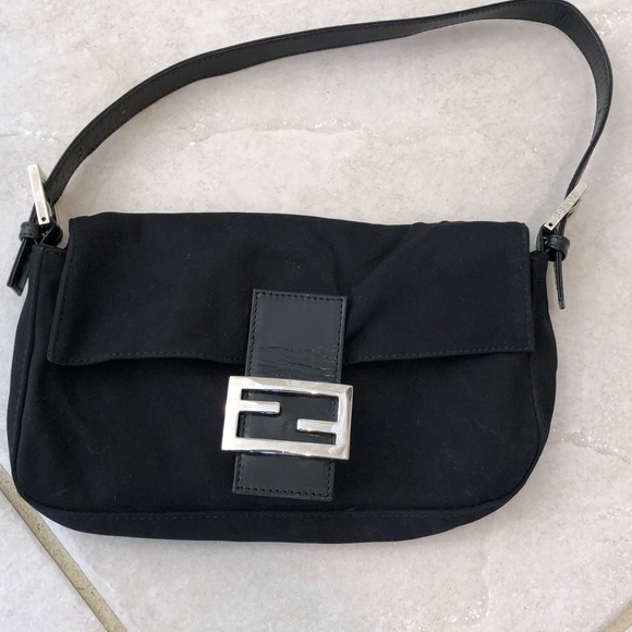 Fendi Handbags - Authentic Fendi Purse